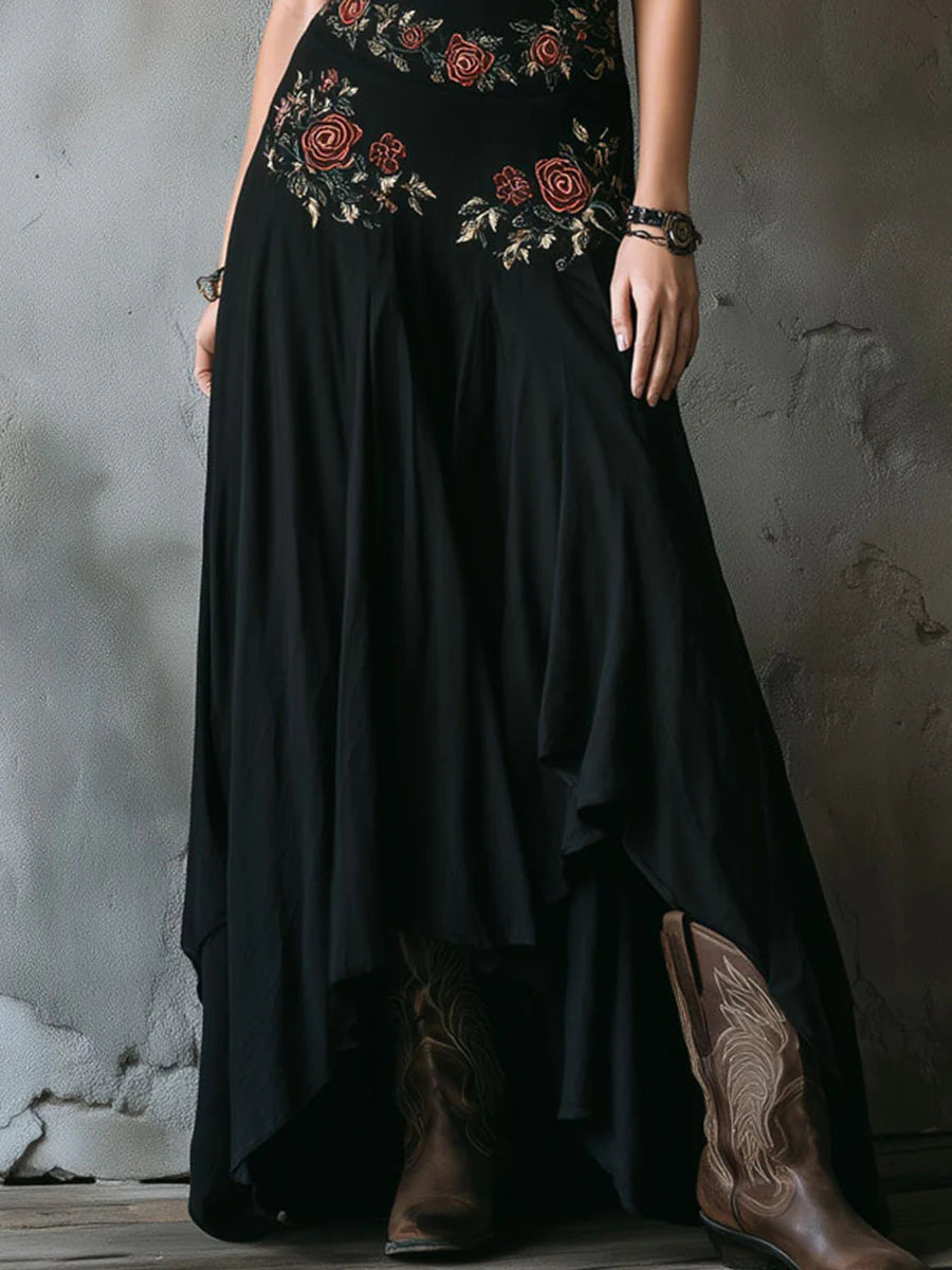 Boho Black Embroidered Halter Neck Maxi Dress(Accessories not included.)