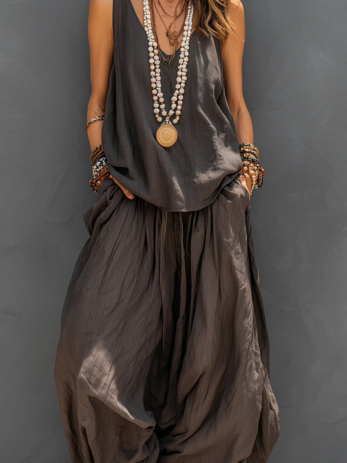 Casual Sleeveless Vest Top Paired With Loose-fitting Trousers Set